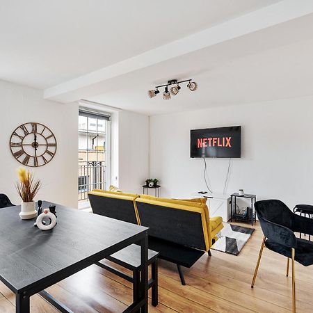 Sleek Shoreditch Hideout - 2 Bed Gem With Balcony In Central London Eksteriør billede