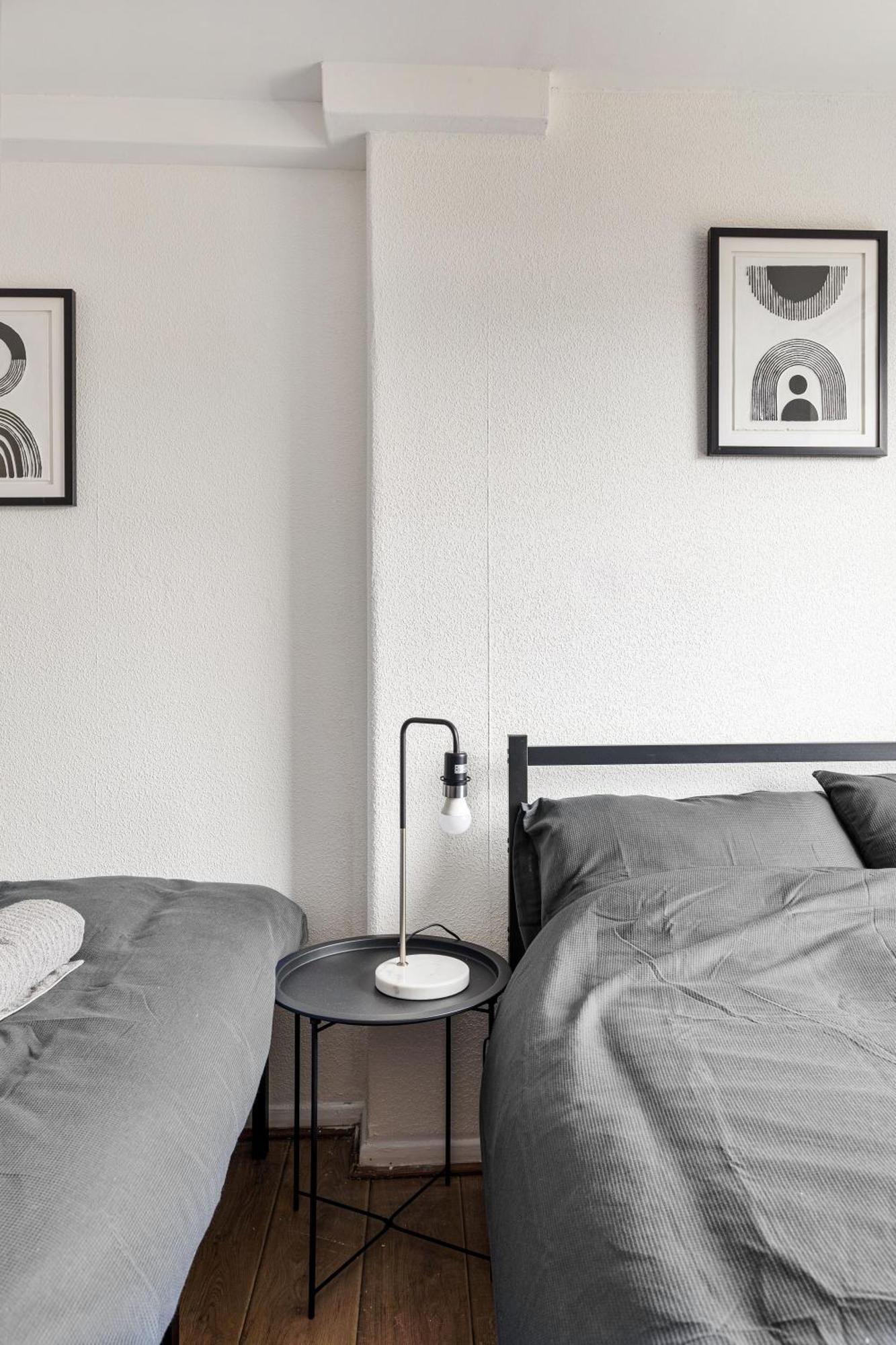 Sleek Shoreditch Hideout - 2 Bed Gem With Balcony In Central London Eksteriør billede