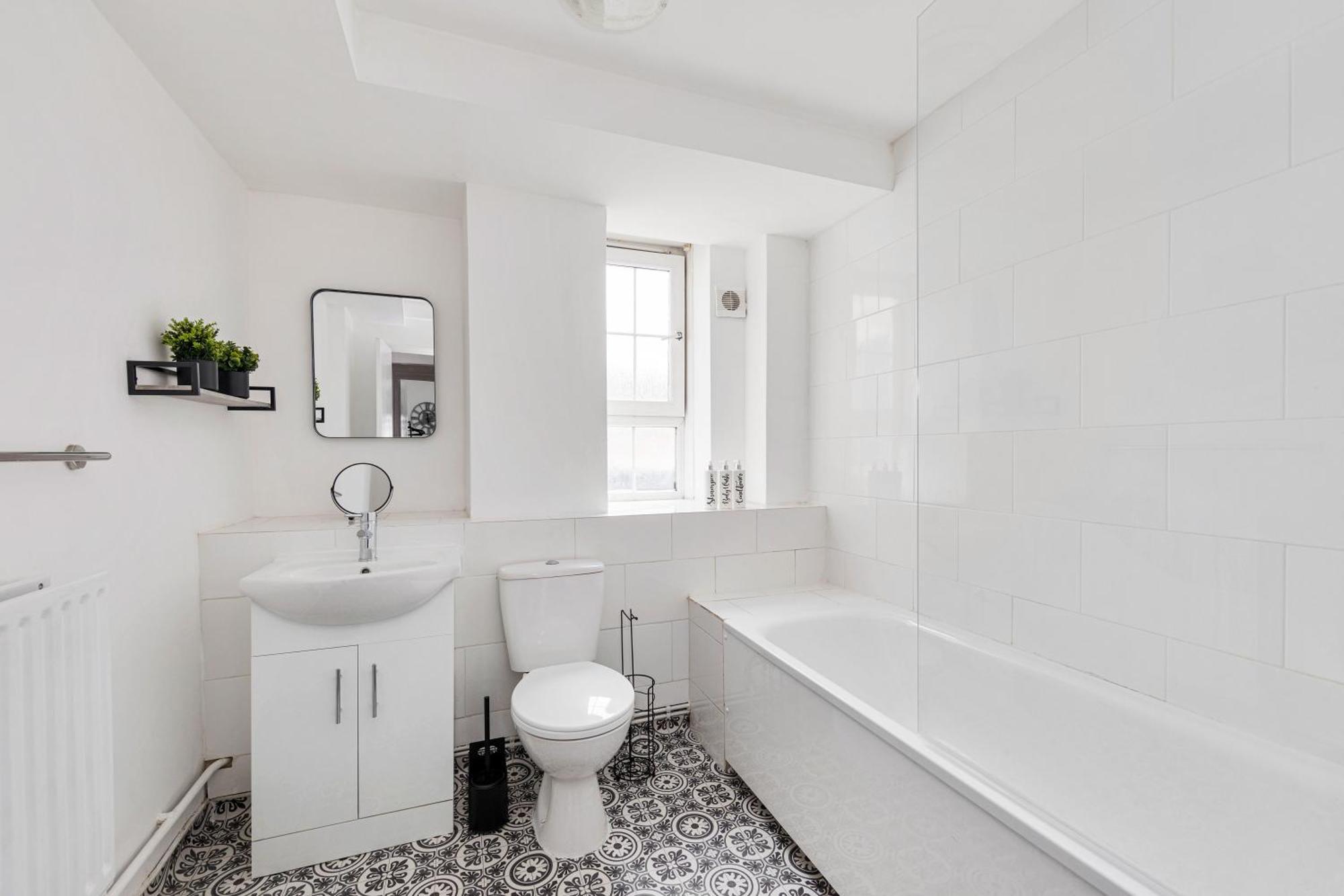 Sleek Shoreditch Hideout - 2 Bed Gem With Balcony In Central London Eksteriør billede