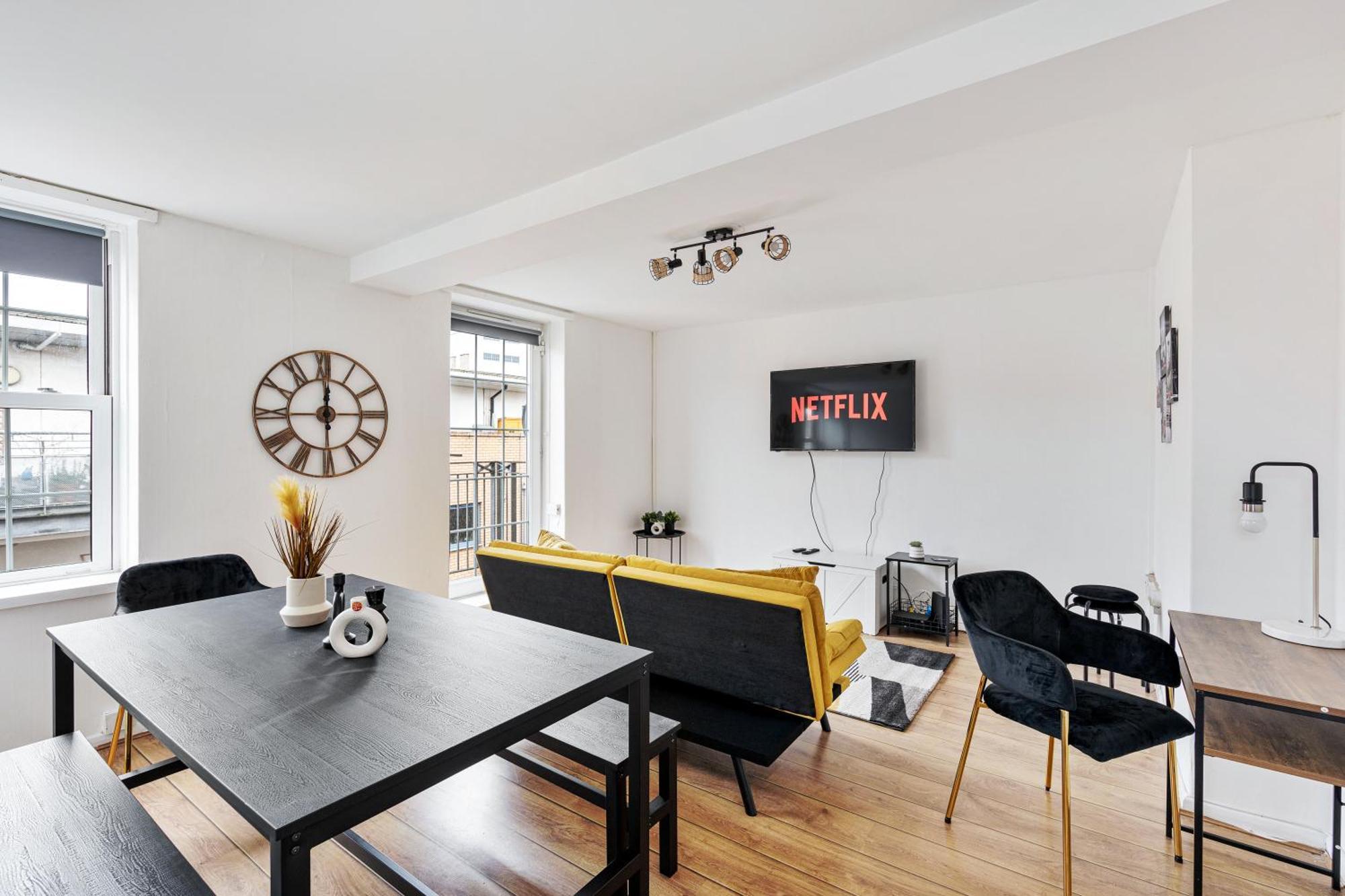 Sleek Shoreditch Hideout - 2 Bed Gem With Balcony In Central London Eksteriør billede